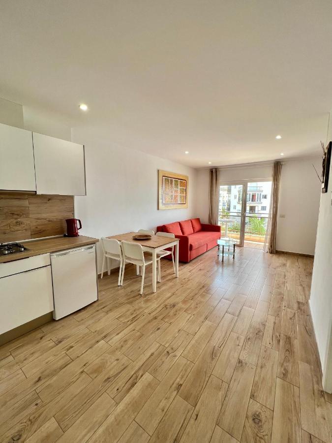 Apartment Crissol Лос-Крістіанос Екстер'єр фото